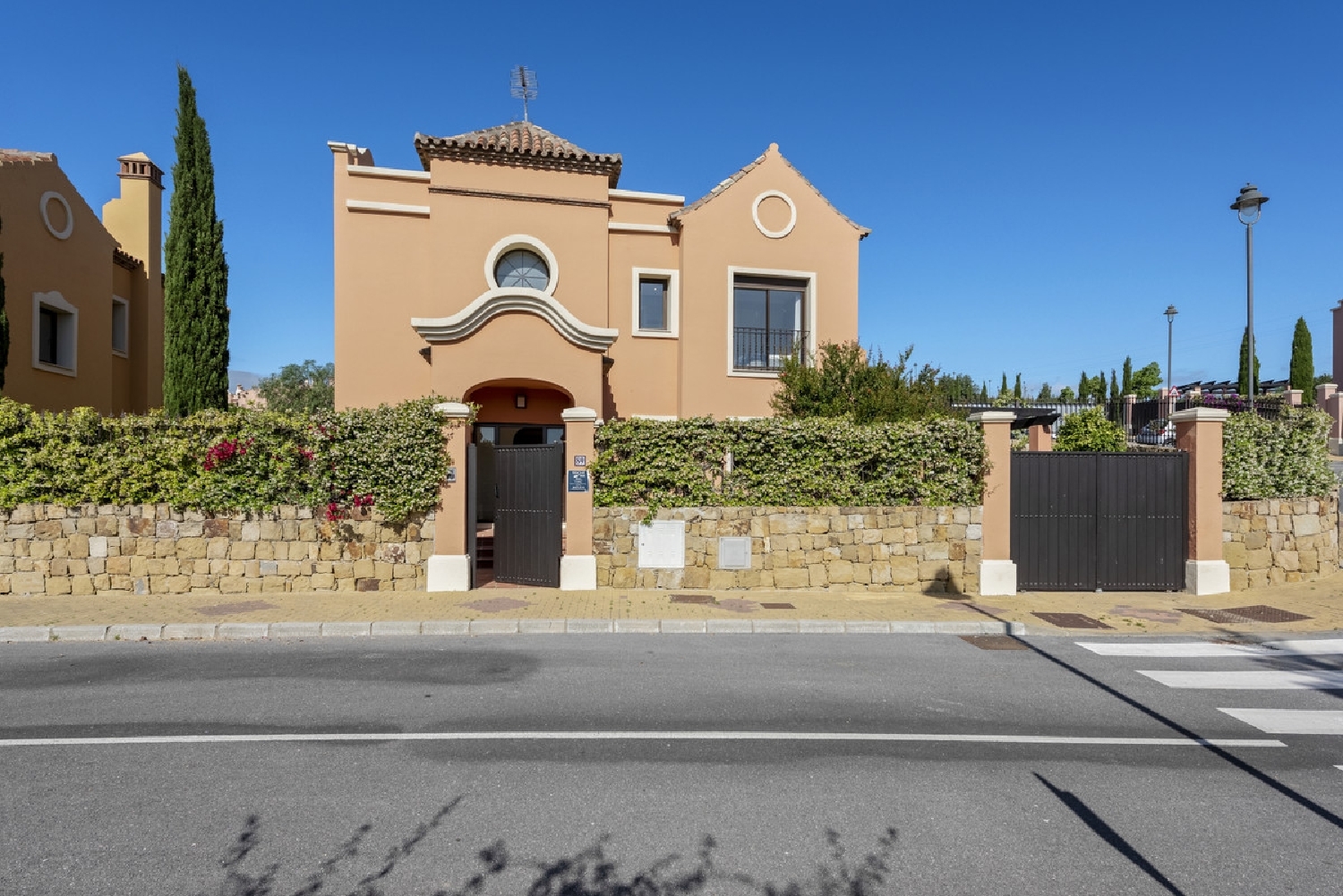  till salu villa Bahia Dorada Costa Del Sol Occidental 1