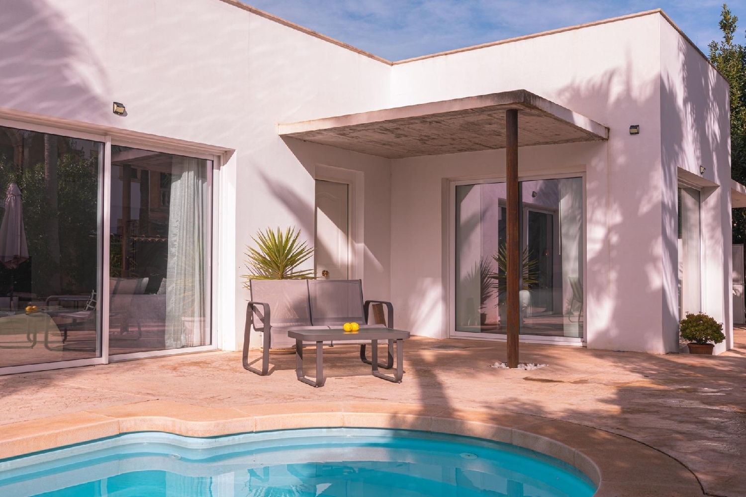  till salu villa Cala Bona Llevant 1