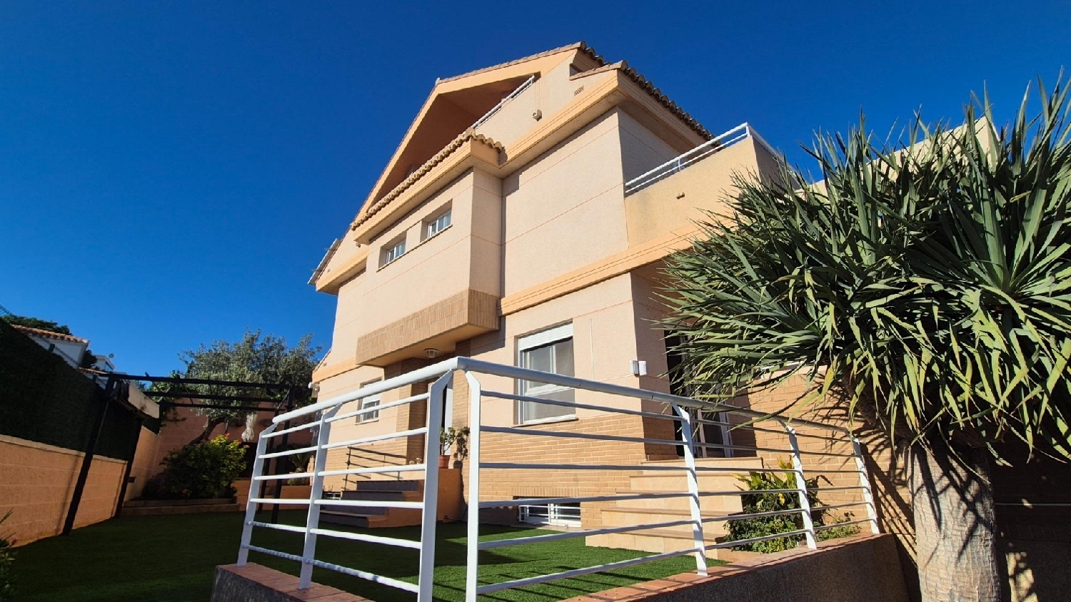  till salu villa Campo-Olivar Horta Nord 1