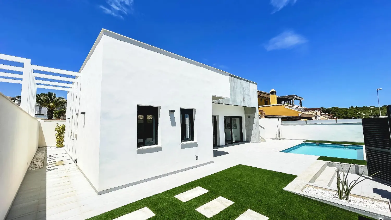  till salu villa Mil Palmeras Baix Segura 2