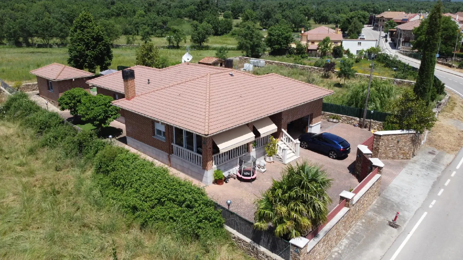  till salu villa La Gargantilla Sierra Oeste 1