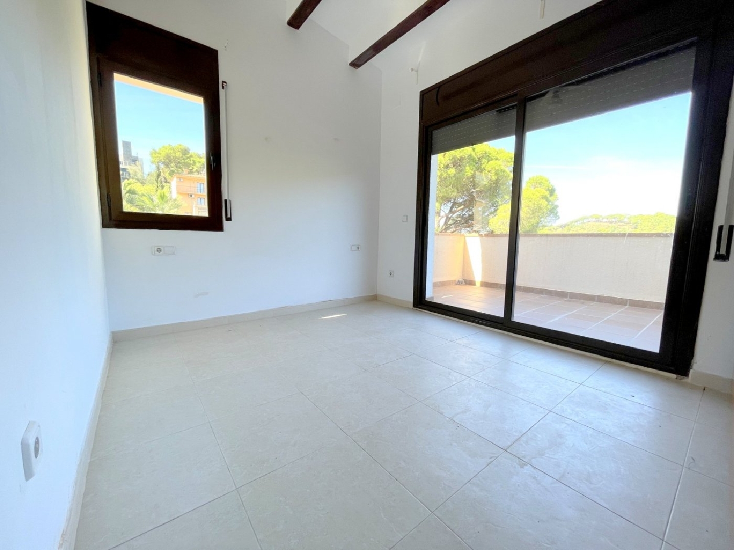  till salu villa Canyelles Selva 8