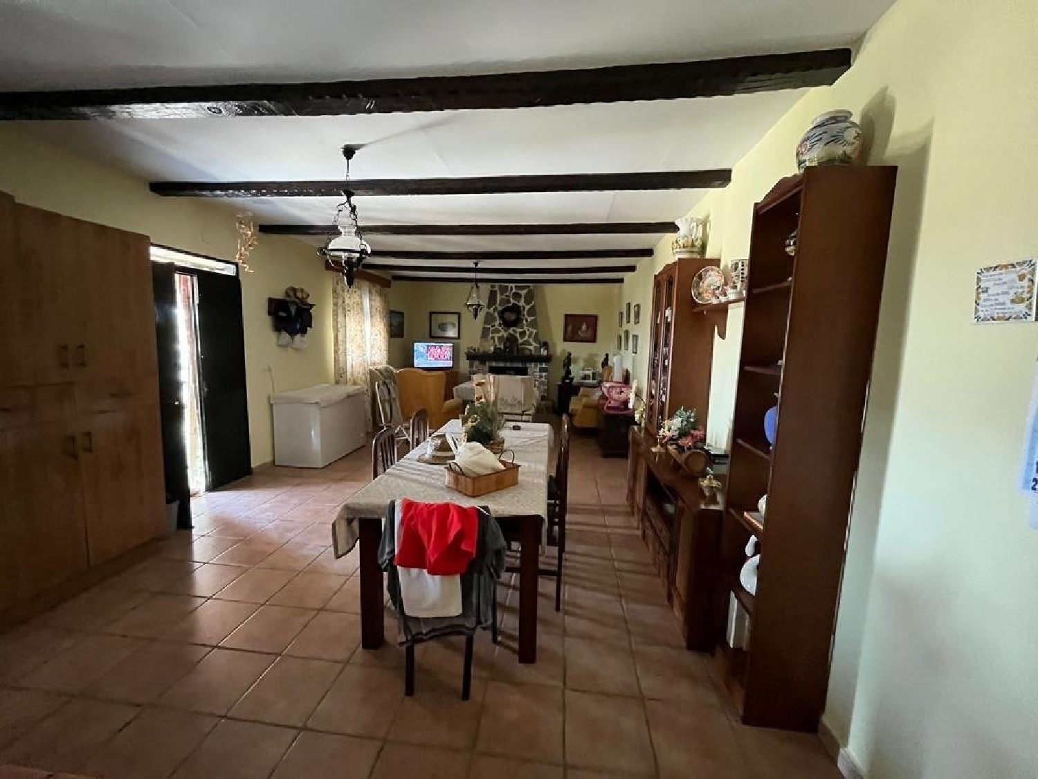  till salu villa Cheles Olienza 2