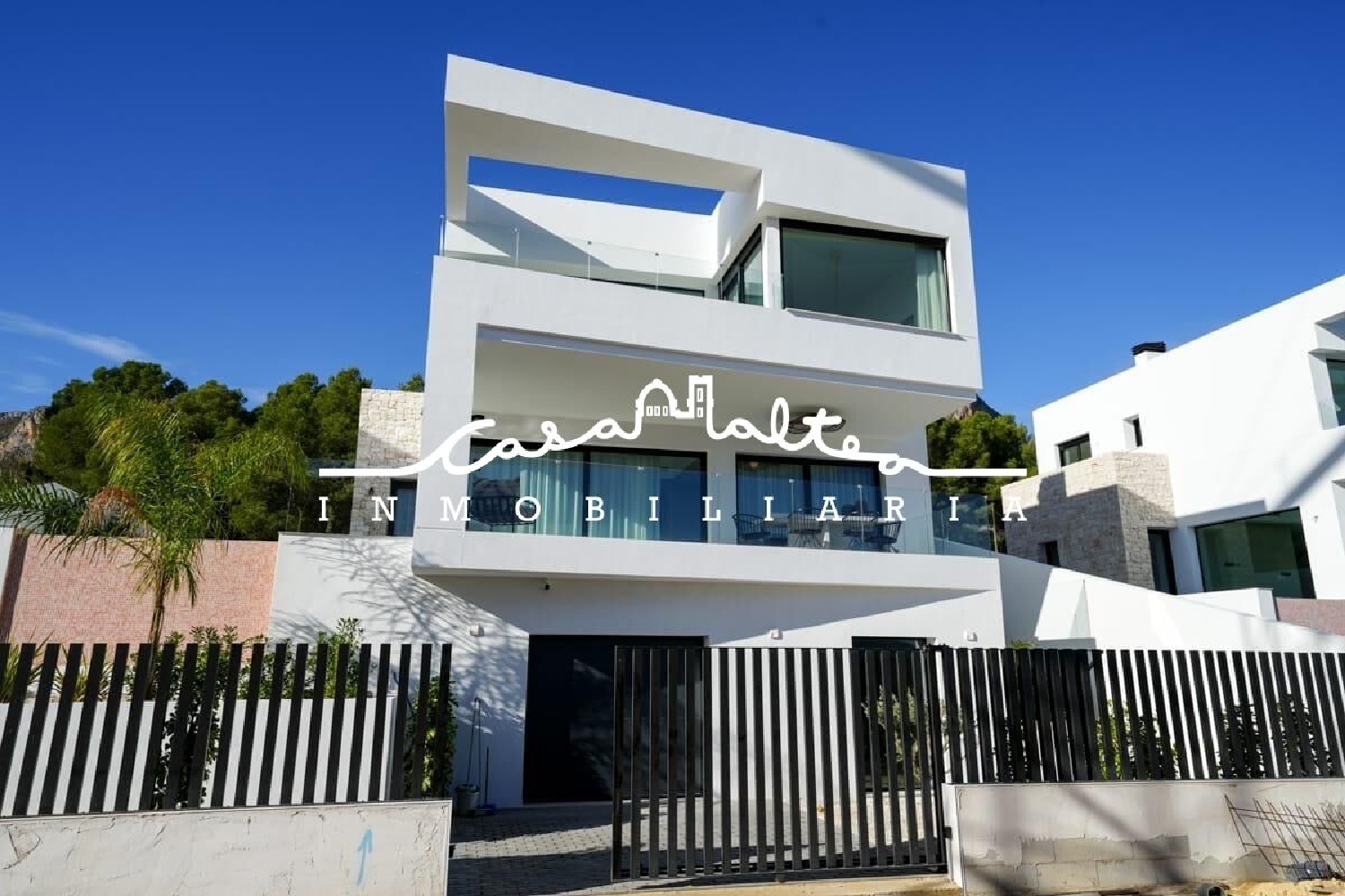  till salu villa Chirles Marina Baixa 4