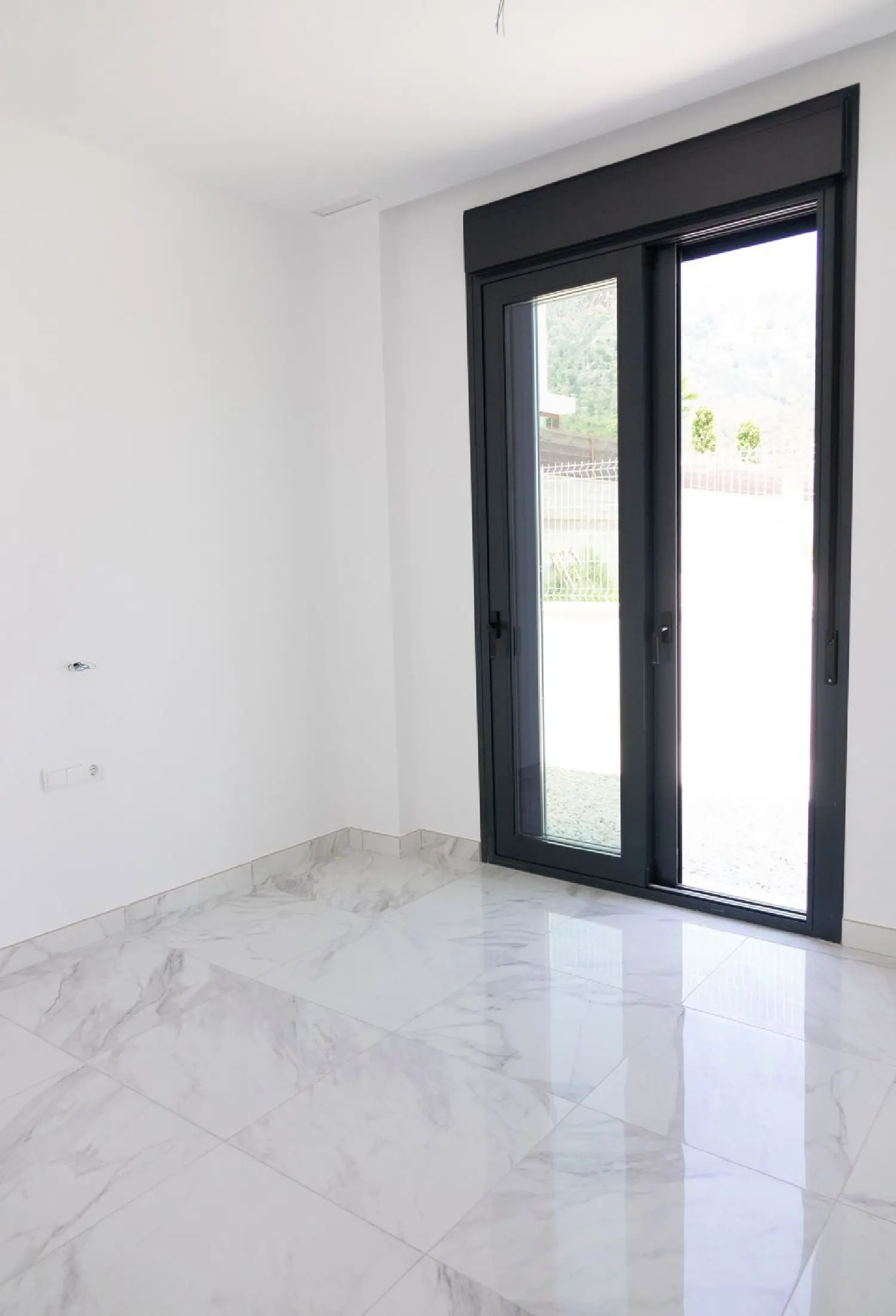  till salu villa Chirles Marina Baixa 5