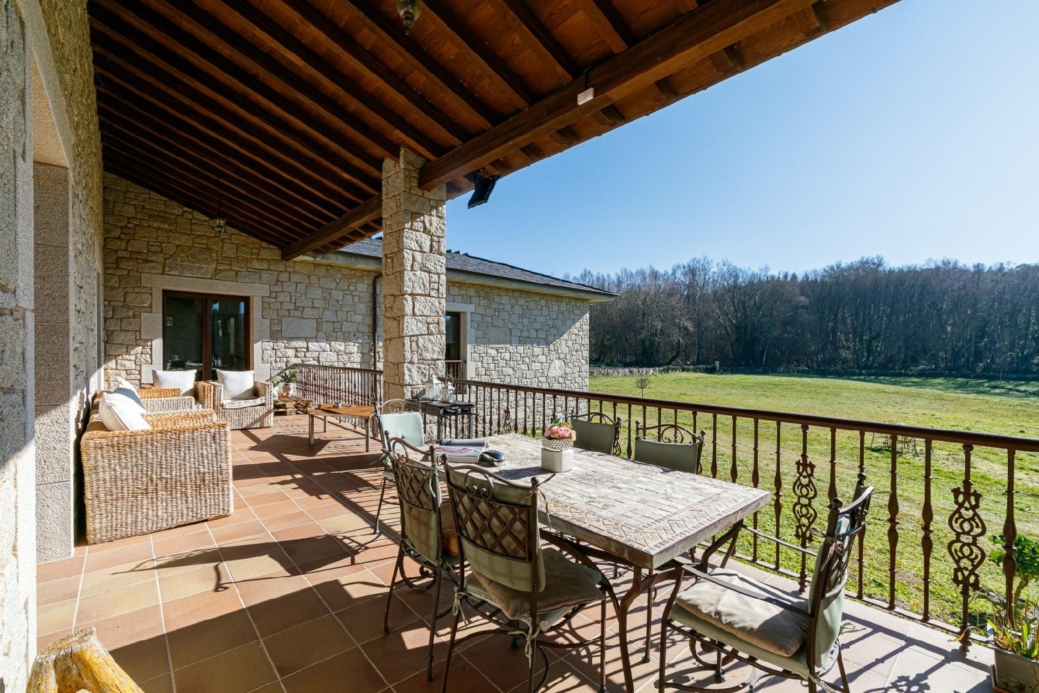 till salu villa Cota Lugo 3