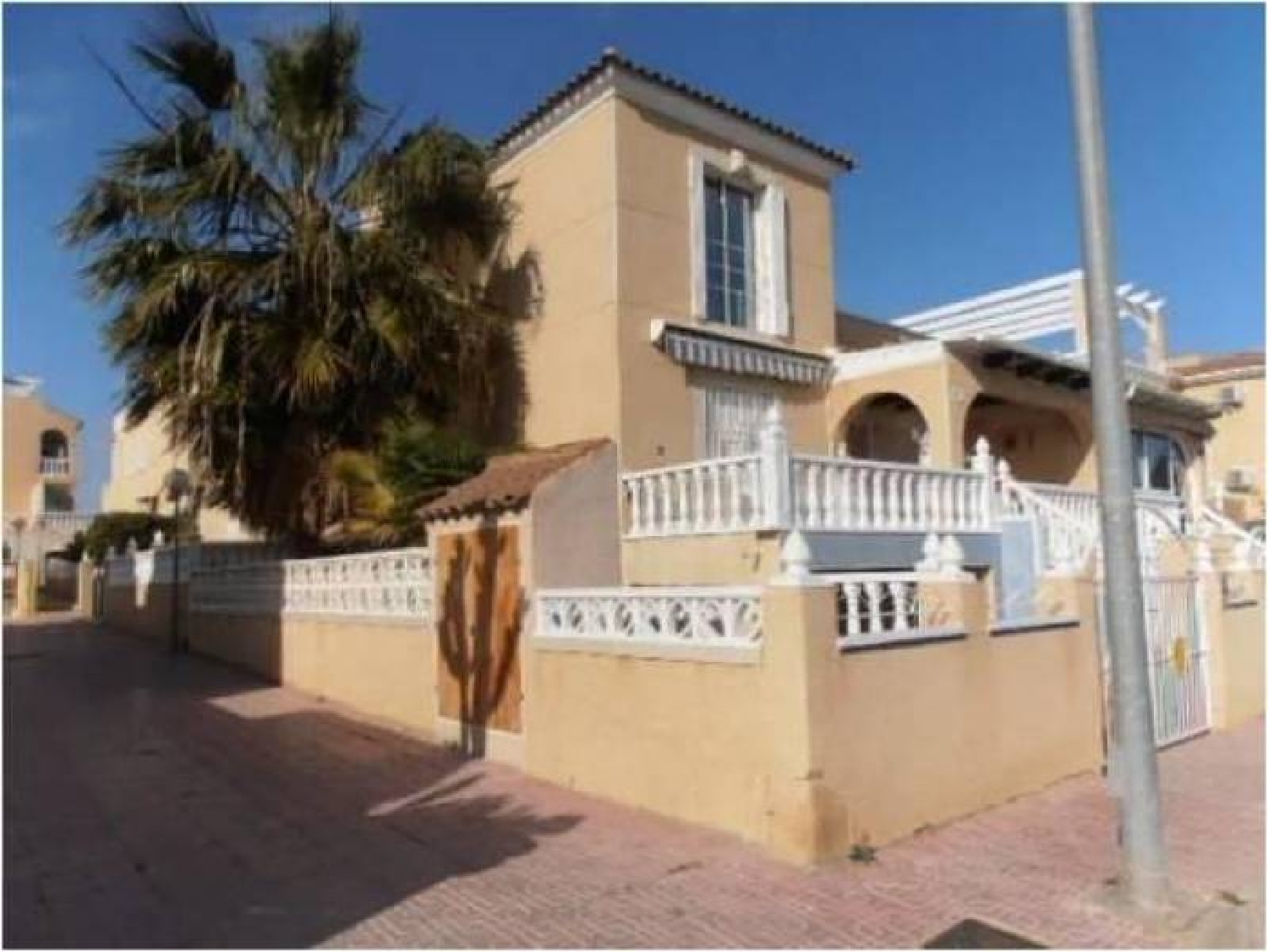  till salu villa Villamartín Baix Segura 1