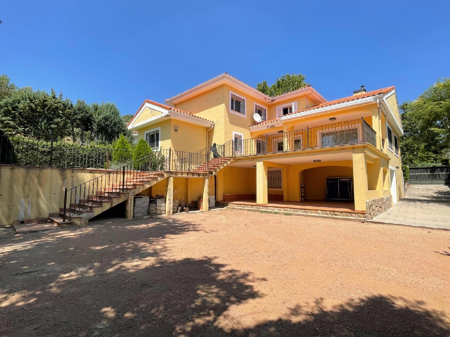 till salu villa El Campillo Cuenca Del Guadarrama 3