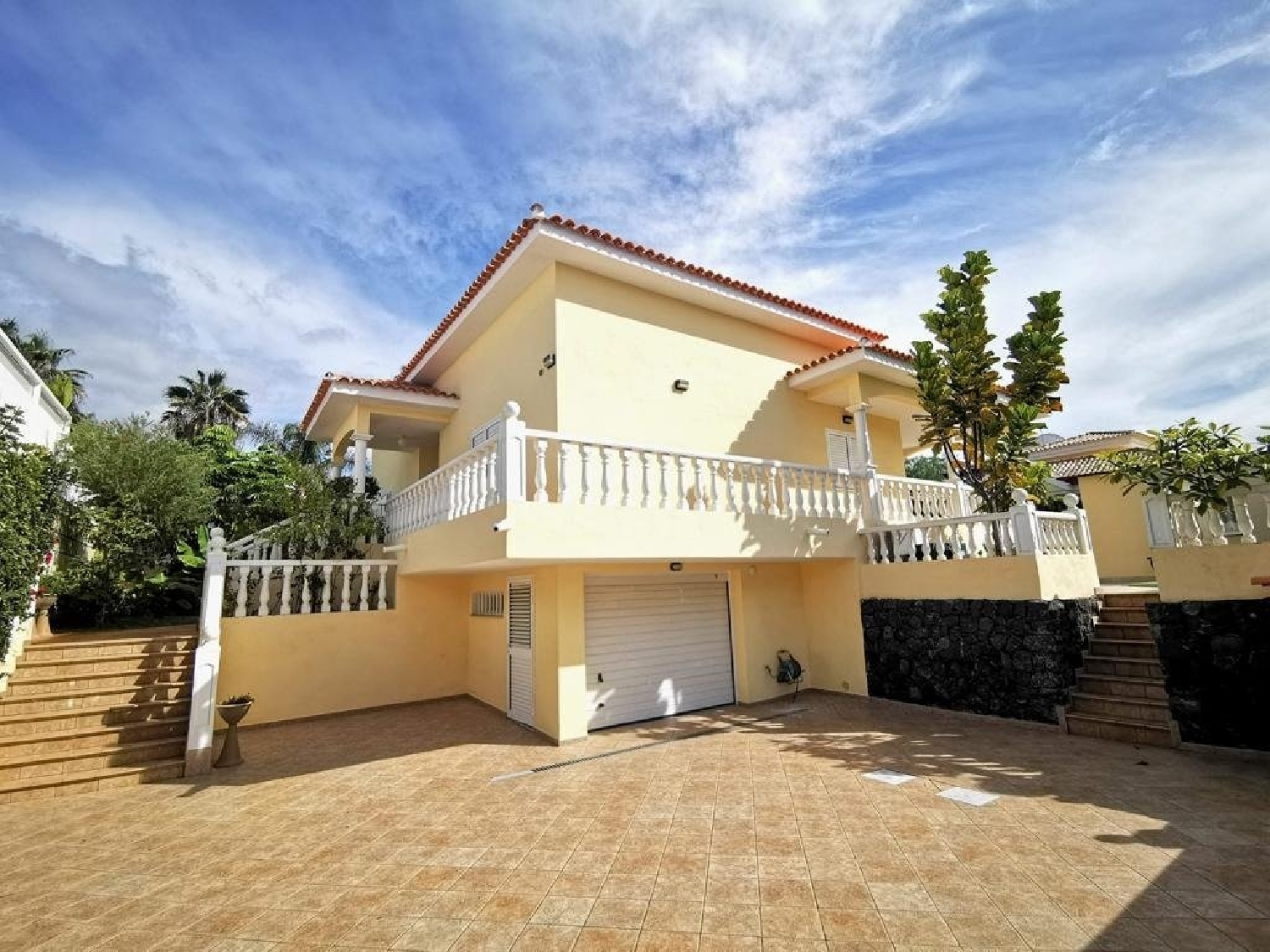  till salu villa El Galeon Zona Sur 1