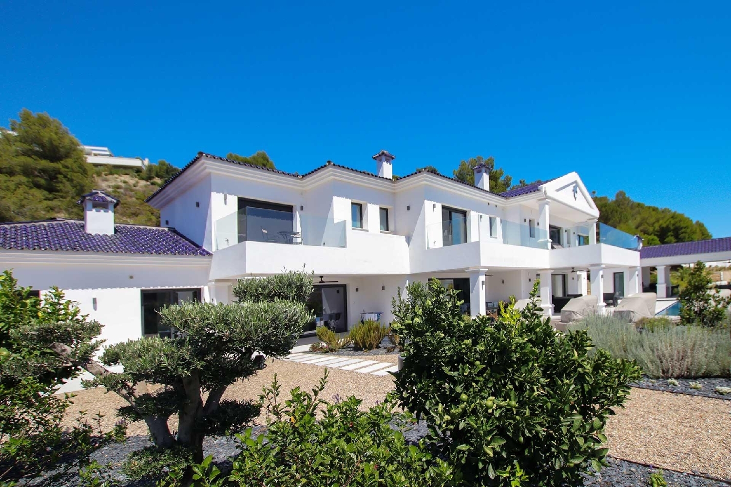 till salu villa El Madroñal Costa Del Sol Occidental 2
