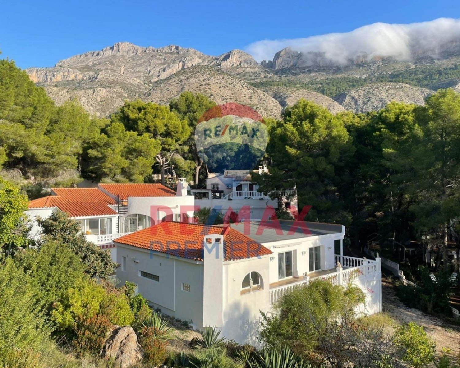  till salu villa El Planet Marina Baixa 1
