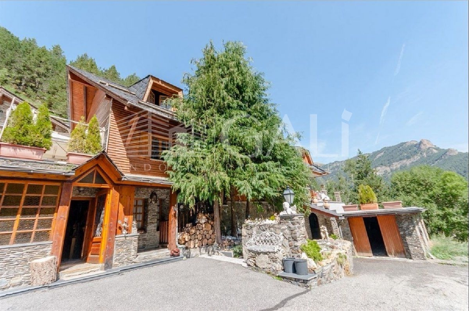 till salu villa Escàs La Massana 2