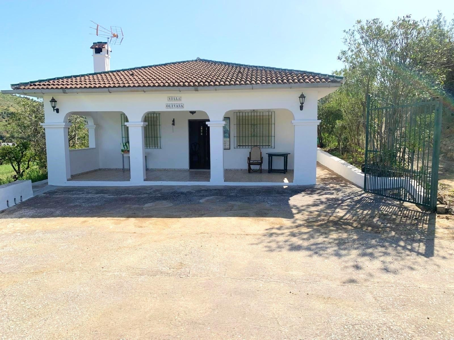  till salu villa Guaro Sierra De Las Nieves 1
