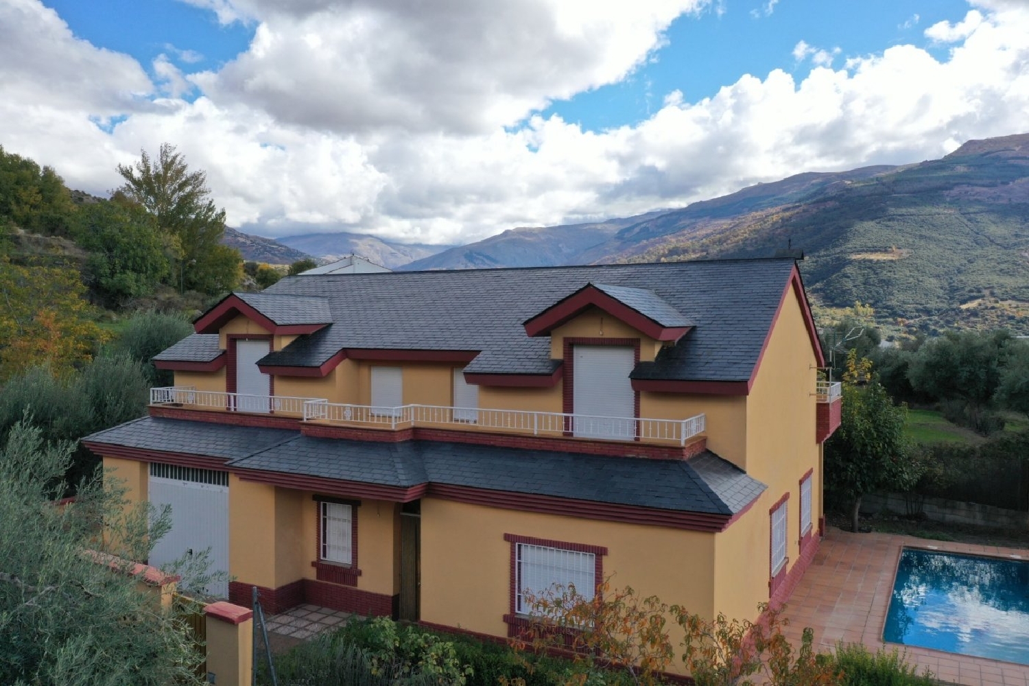  en venta chalet Cumbres Verdes Vega De Granada 2