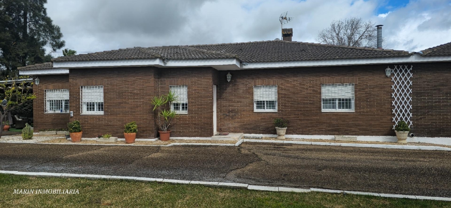  till salu villa La Corchuela Badajoz 2