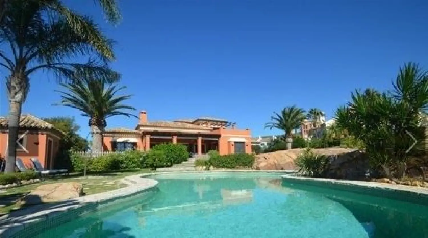 till salu villa La Duquesa Costa Del Sol Occidental 3
