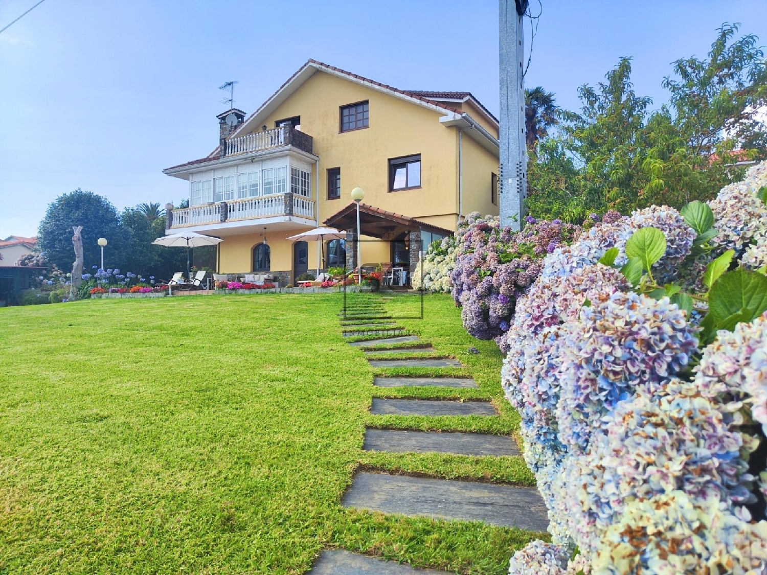  till salu villa Laraxe Eume 5
