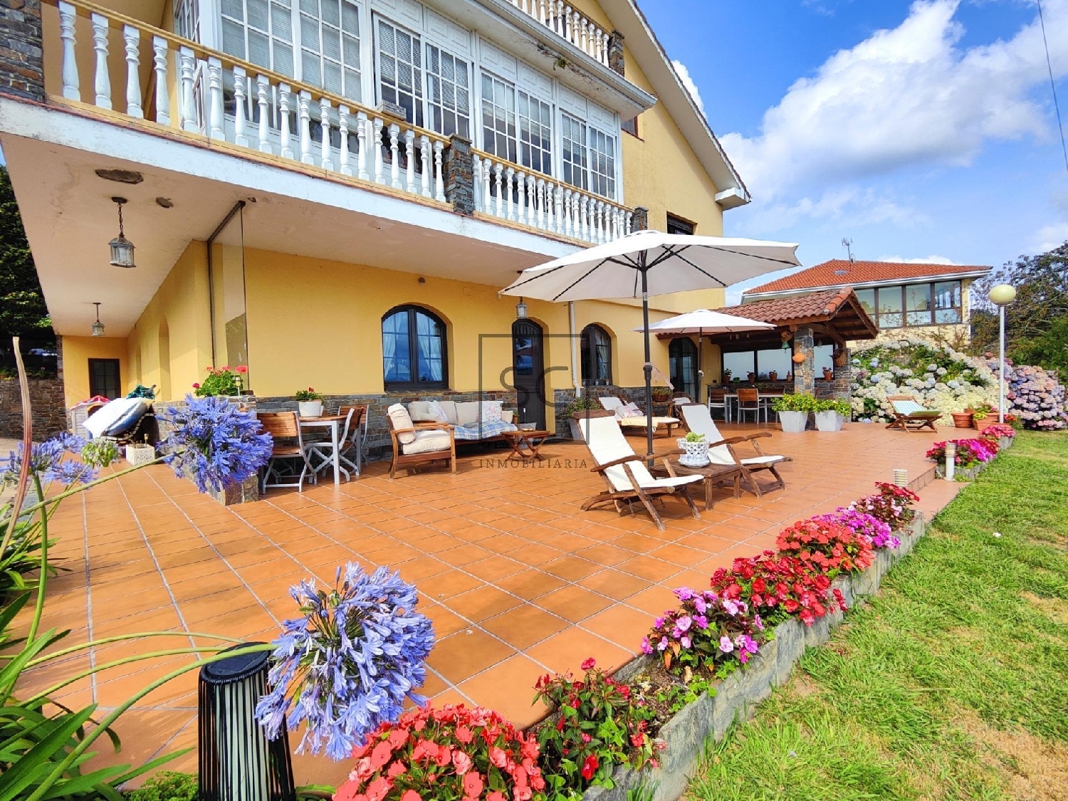  till salu villa Laraxe Eume 7