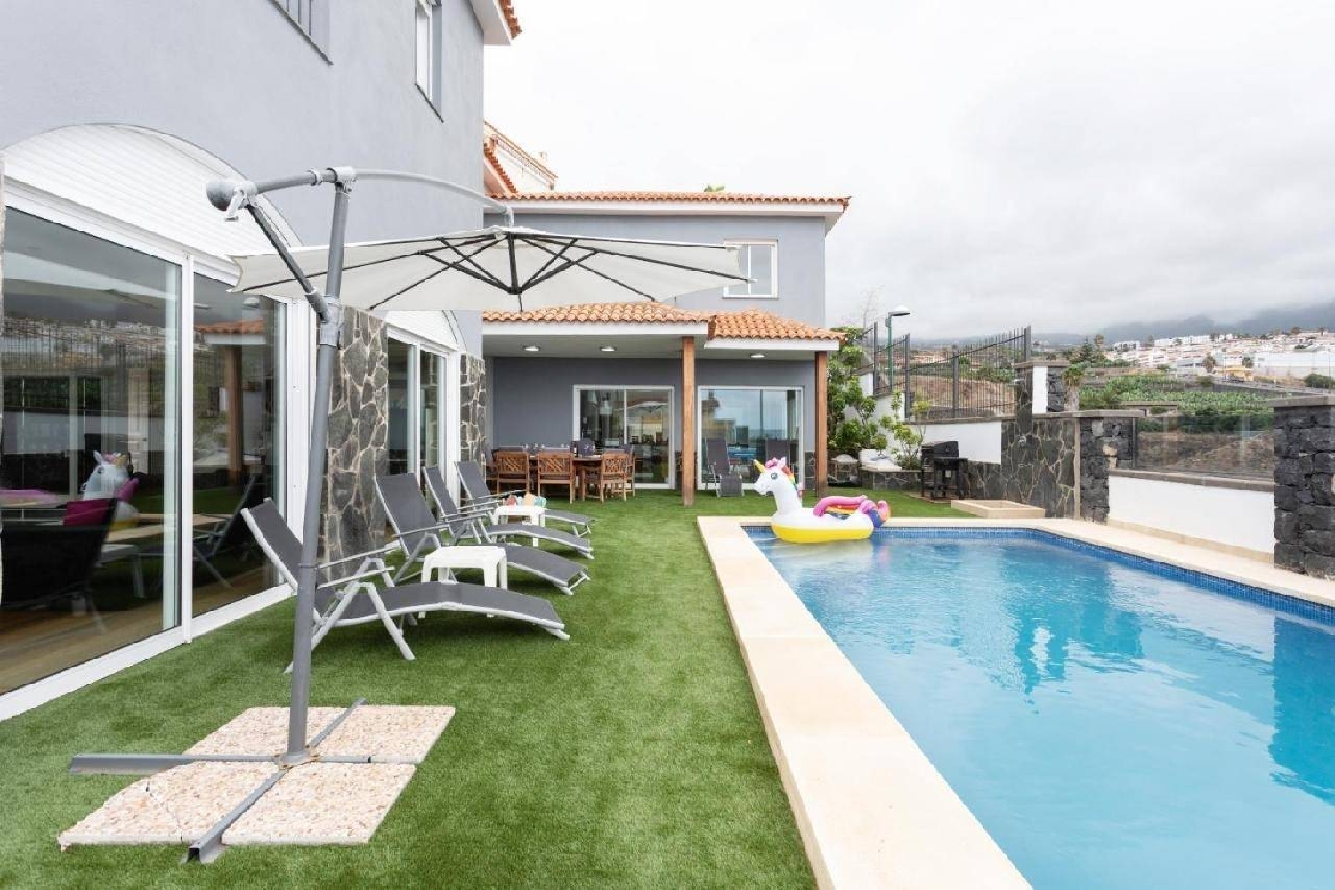  till salu villa Las Dehesas Zona Norte 4