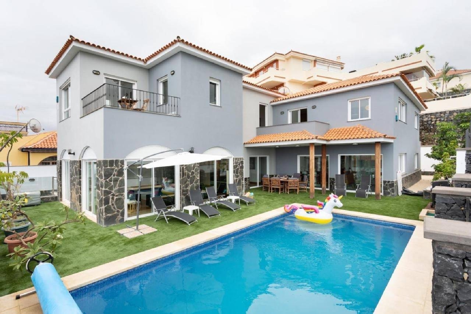  till salu villa Las Dehesas Zona Norte 1