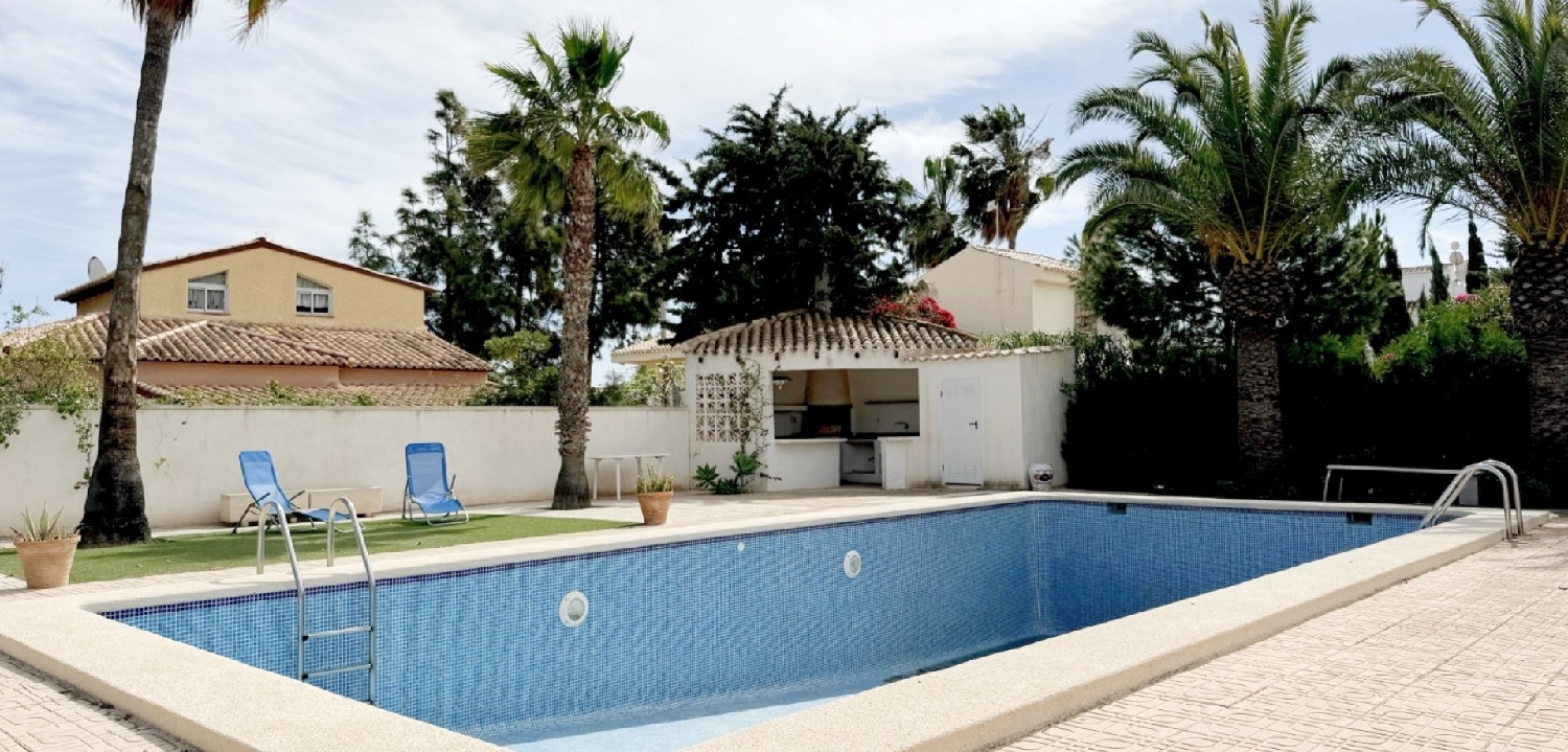 till salu villa Las Filipinas Baix Segura 2
