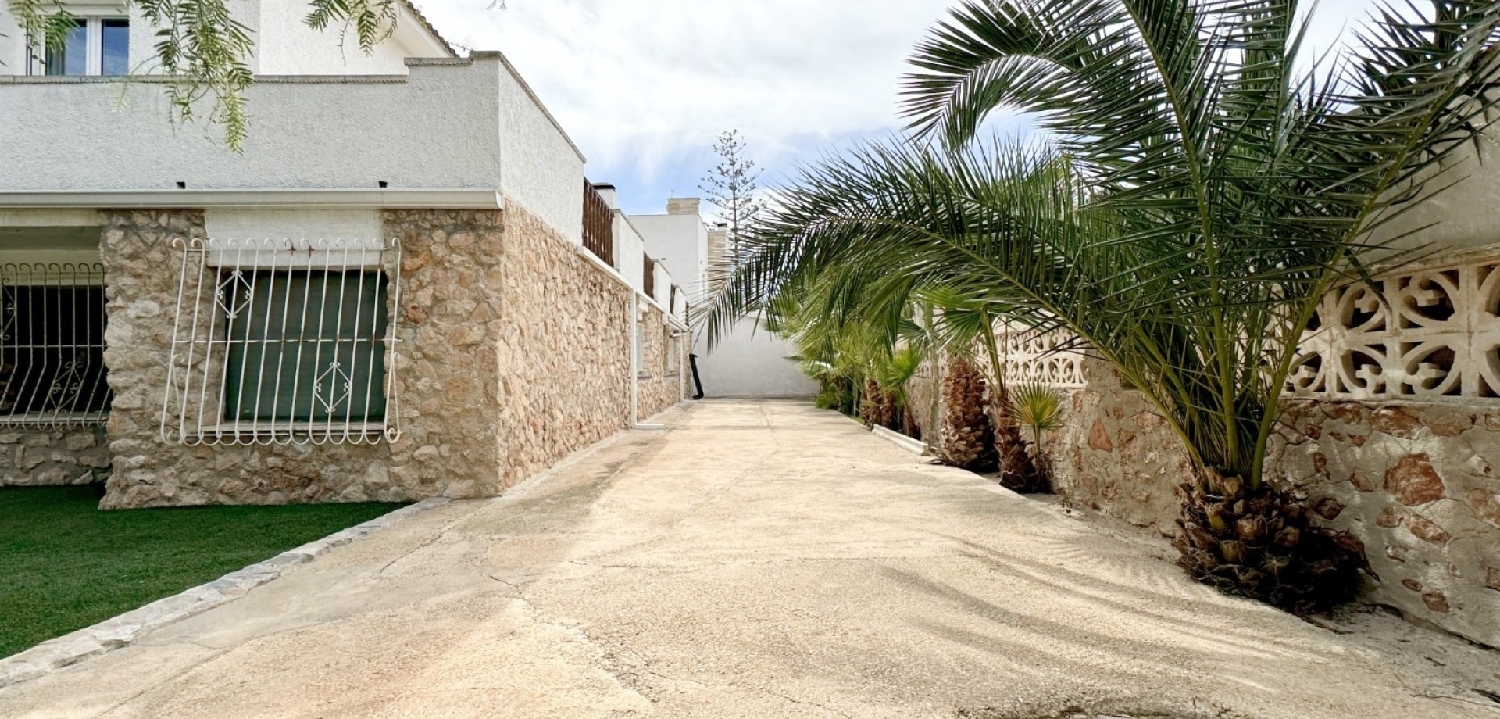 till salu villa Las Filipinas Baix Segura 4
