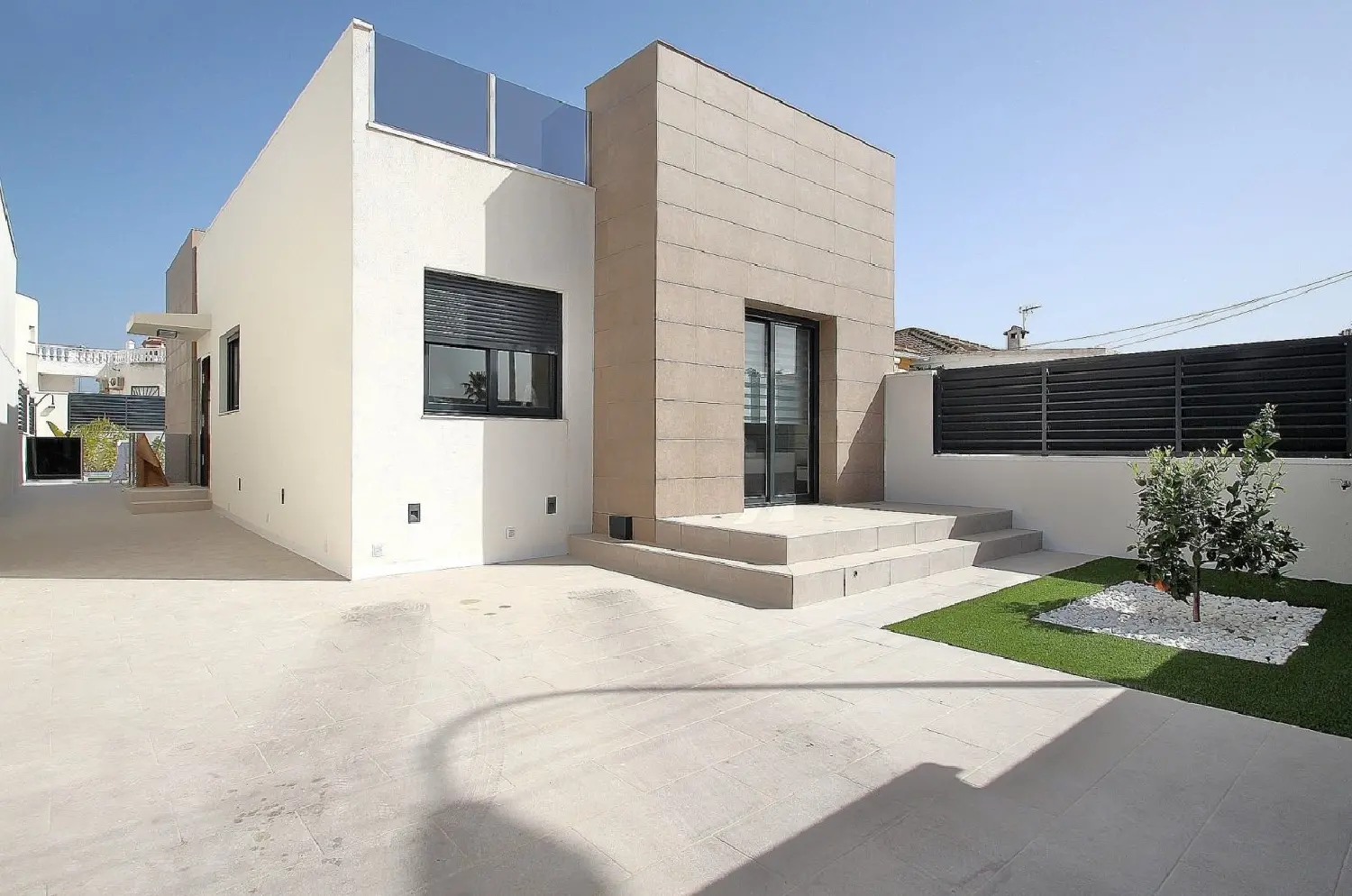  till salu villa El Chaparral Baix Segura 1
