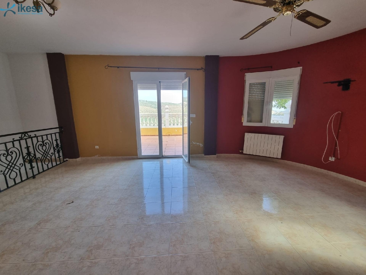  till salu villa Tozar Loja 6