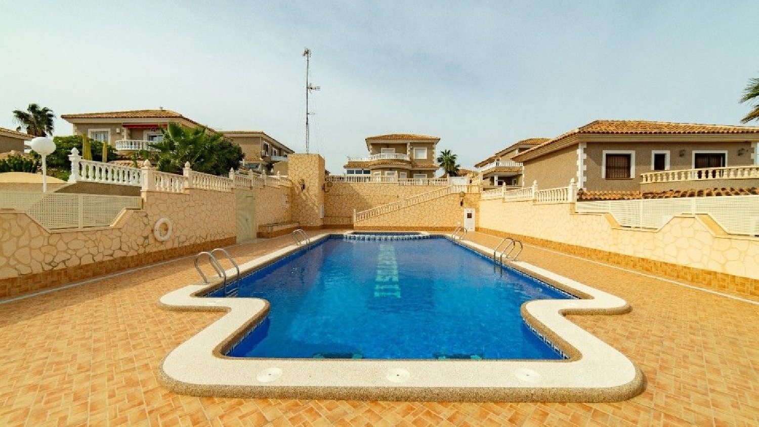  till salu villa Los Altos Baix Segura 5