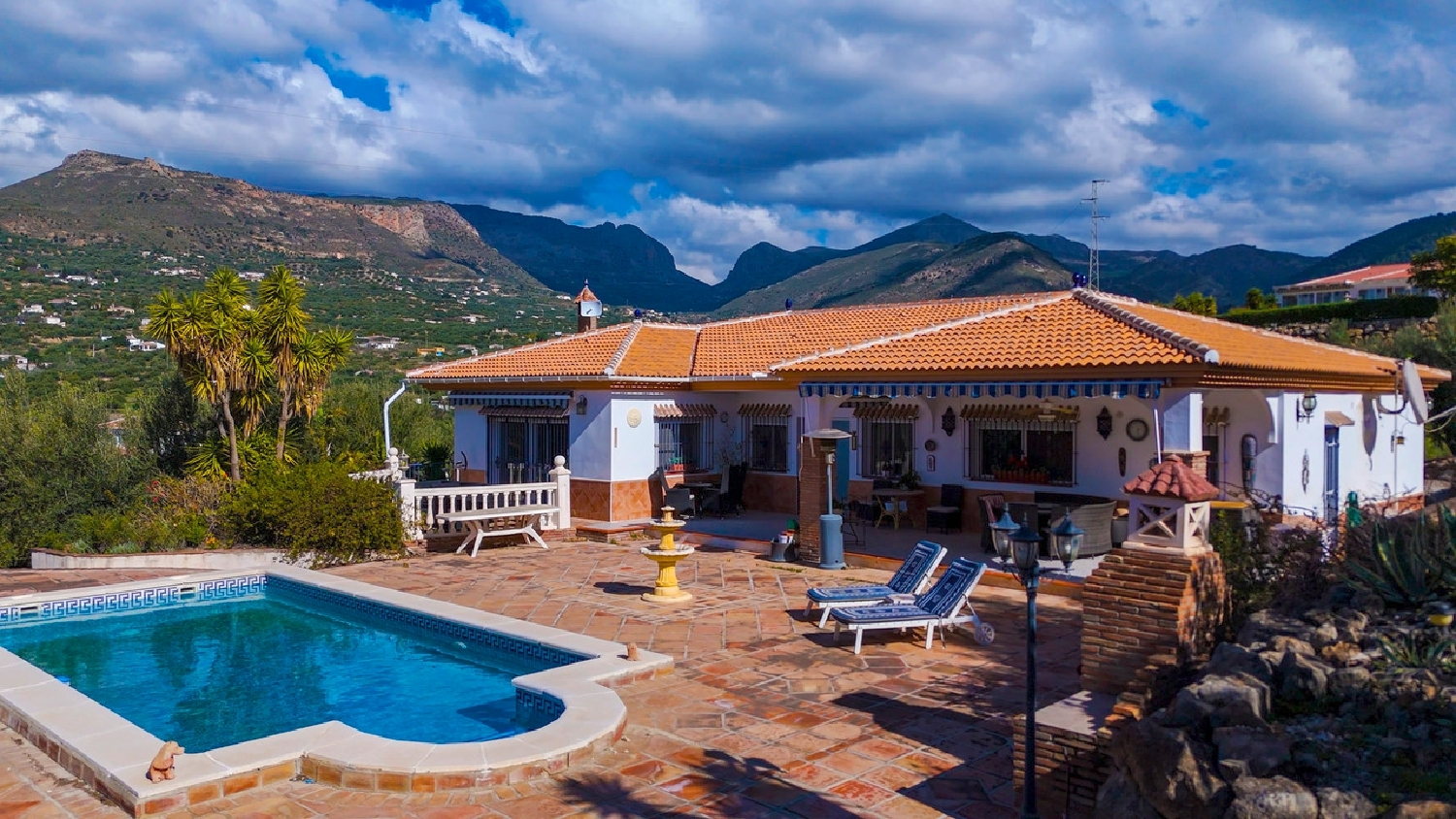  till salu villa Los Cortijillos Axarquía 6