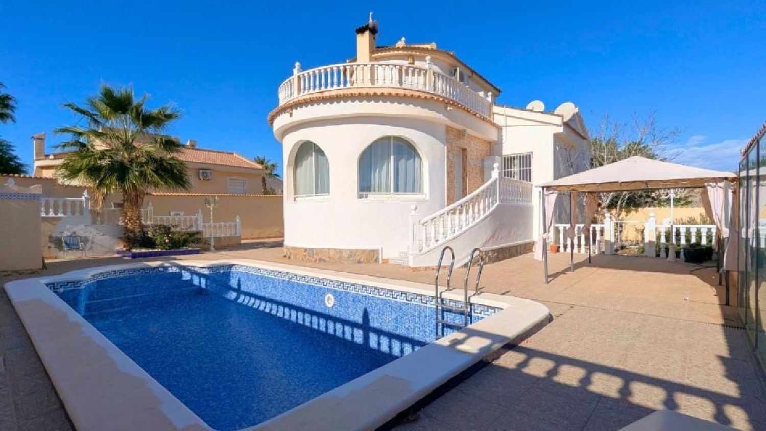  till salu villa Los Palacios Baix Segura 3