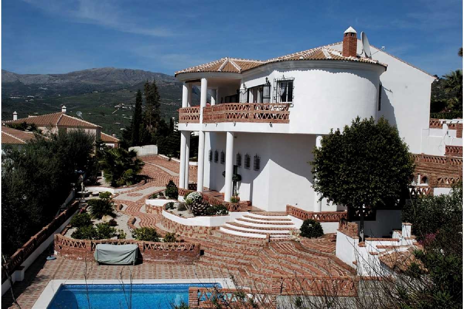  till salu villa Los Romanes Axarquía 1