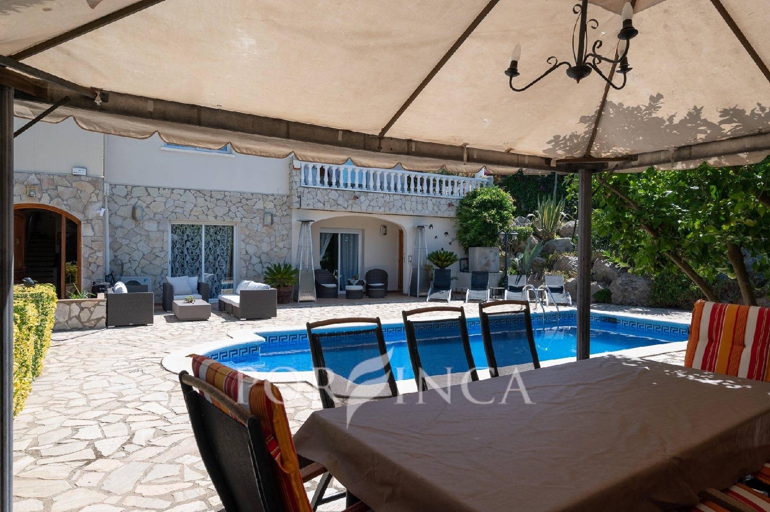 till salu villa Mas Barcelo Baix Empordà 7