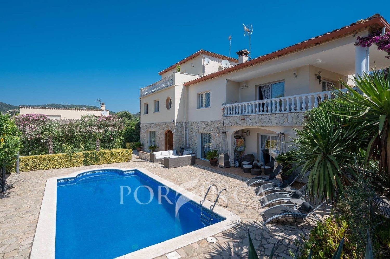till salu villa Mas Barcelo Baix Empordà 3