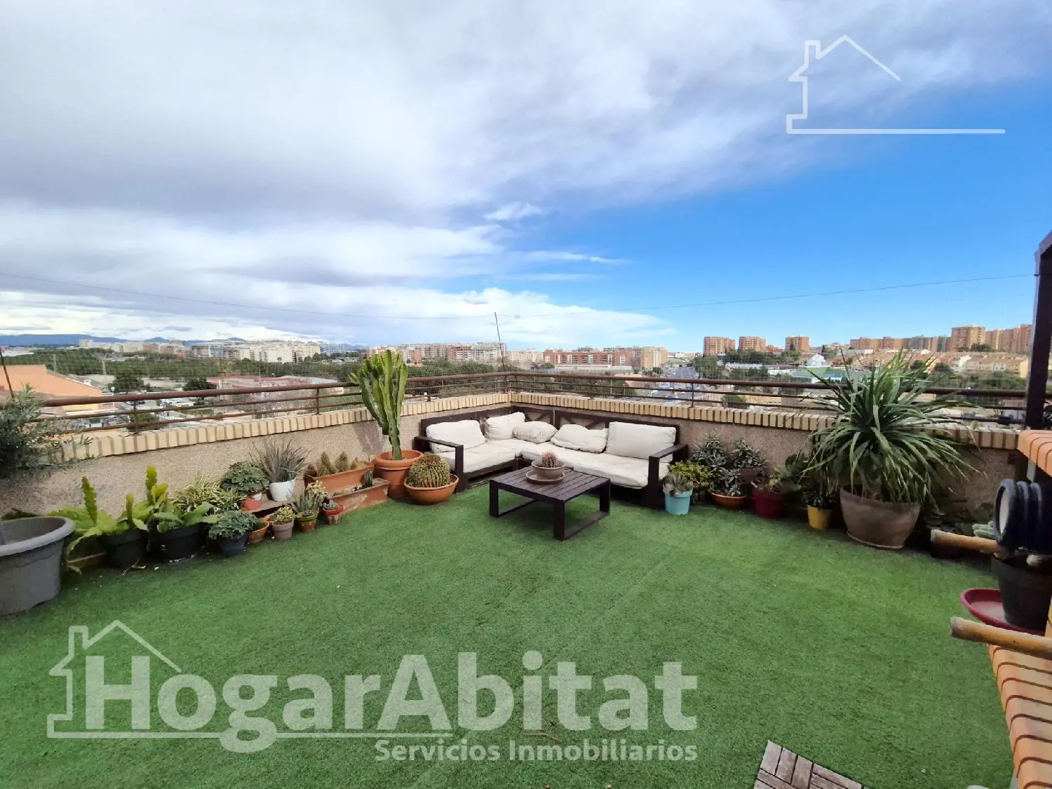  till salu villa El Chaparral Costa Del Sol Occidental 1