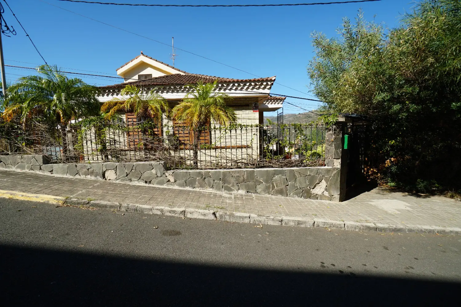 till salu villa Los Alvarados Área Centro 2