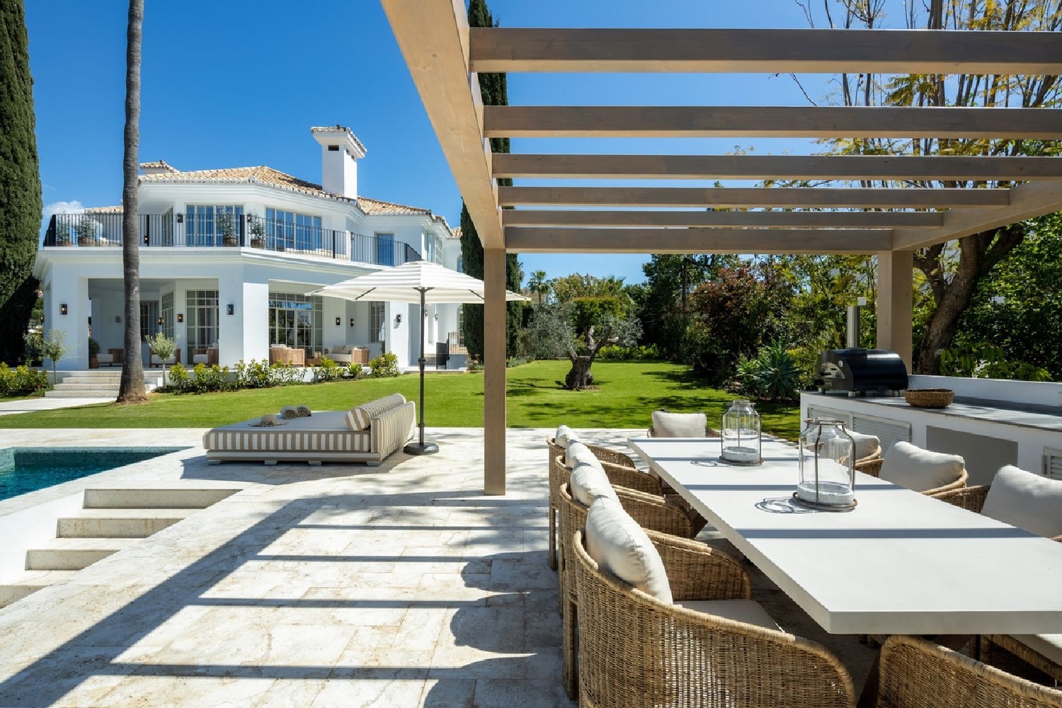  till salu villa Nueva Andalucía Costa Del Sol Occidental 5