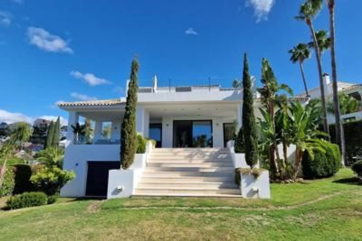  till salu villa Nueva Andalucía Costa Del Sol Occidental 1