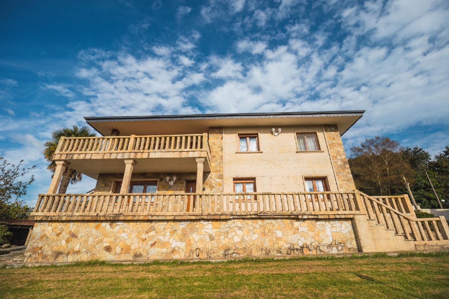  till salu villa O Roxido Santiago 6