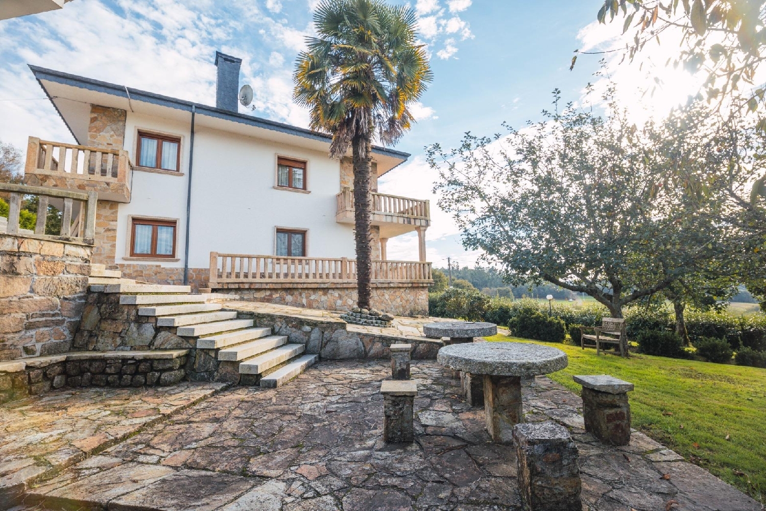  till salu villa O Roxido Santiago 1