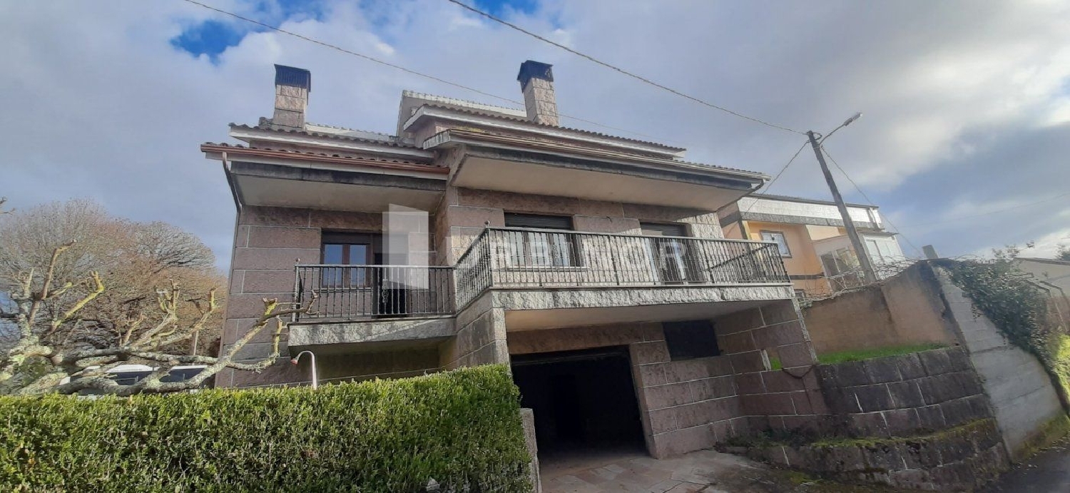 till salu villa Paciños Carballiño 5