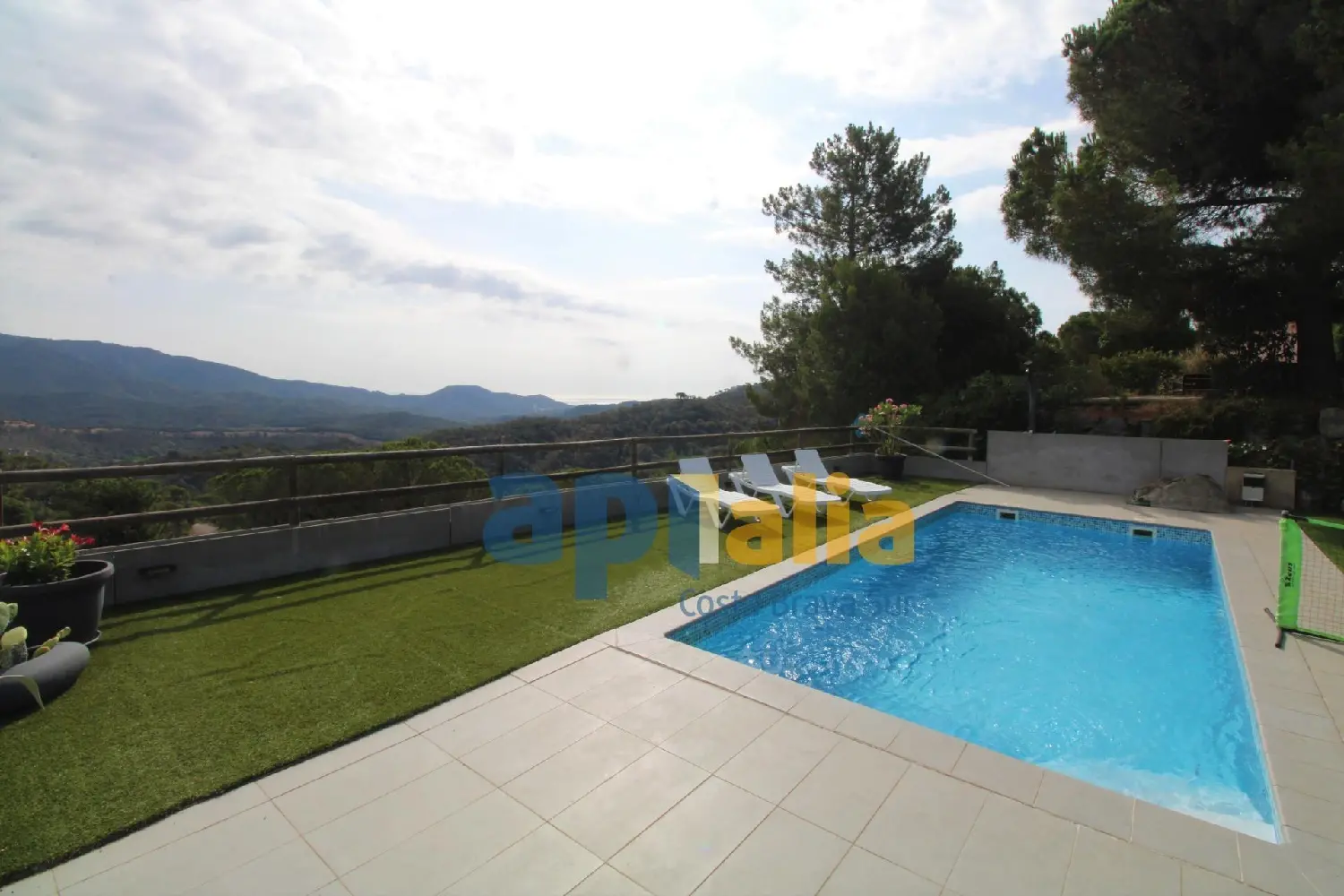  till salu villa Rossell Selva 4