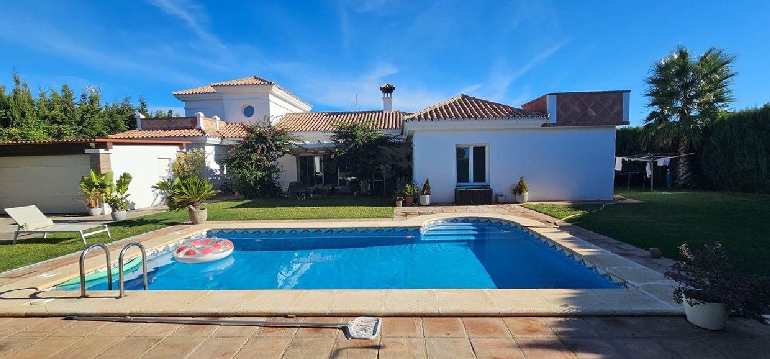 till salu villa Pueblo Nuevo De Guadiaro Campo De Gibraltar 4
