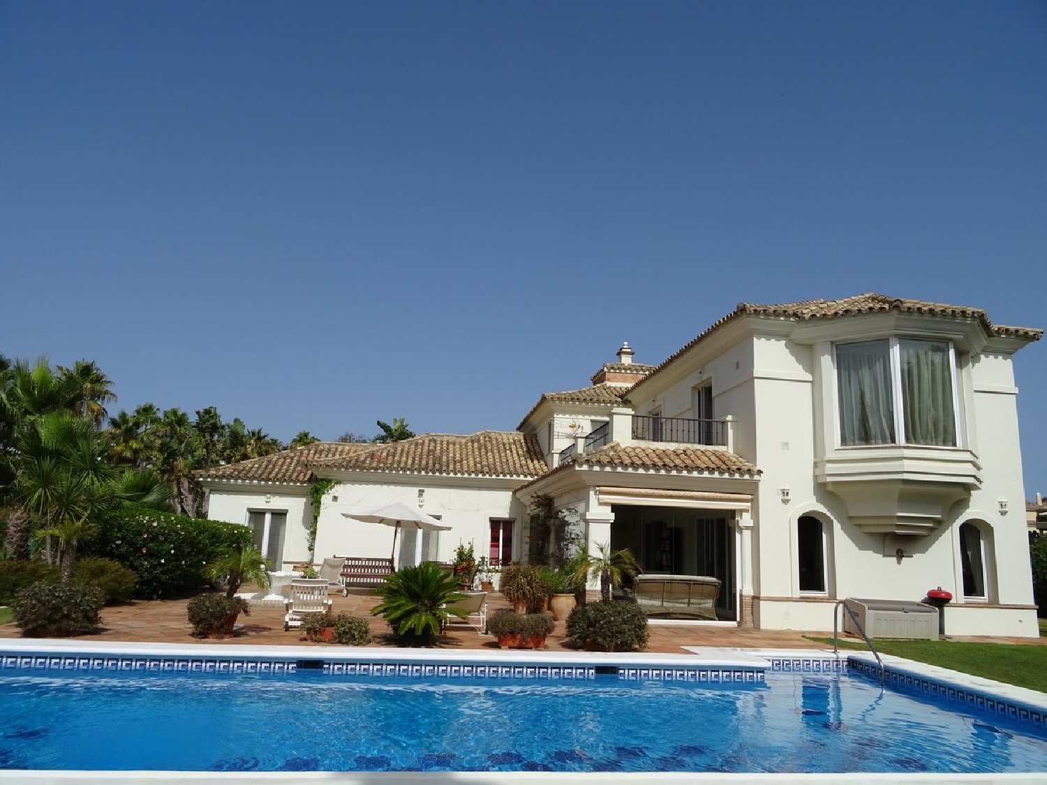 till salu villa Pueblo Nuevo De Guadiaro Campo De Gibraltar 2