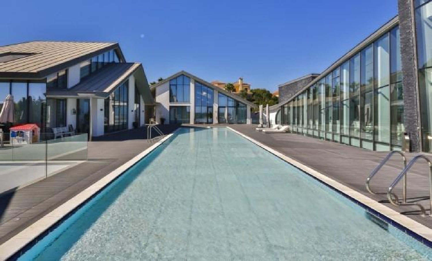 till salu villa Pueblo Nuevo De Guadiaro Campo De Gibraltar 3