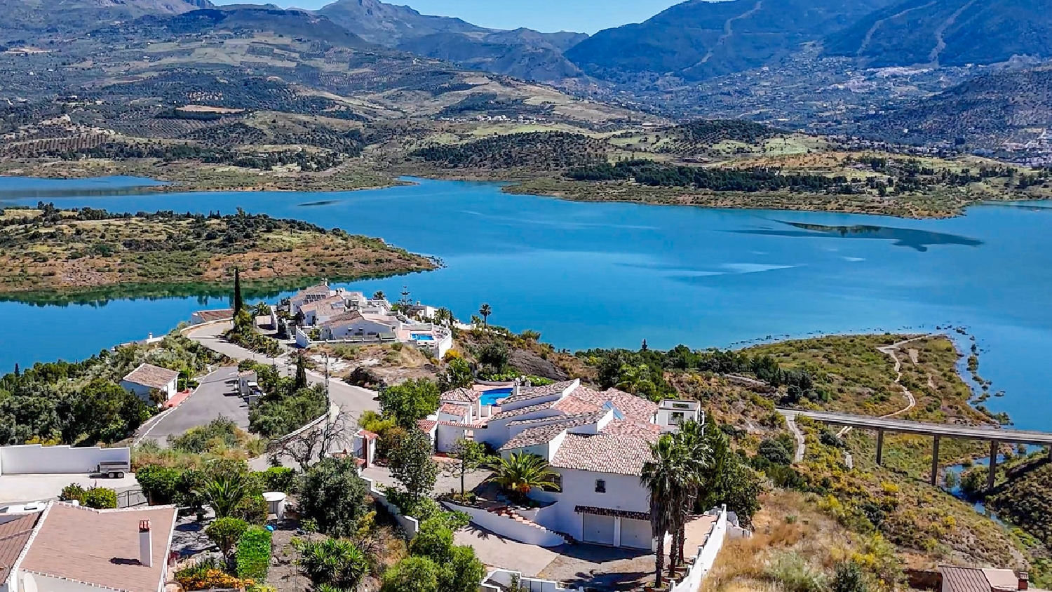 till salu villa Rio Bermuza Axarquía 2