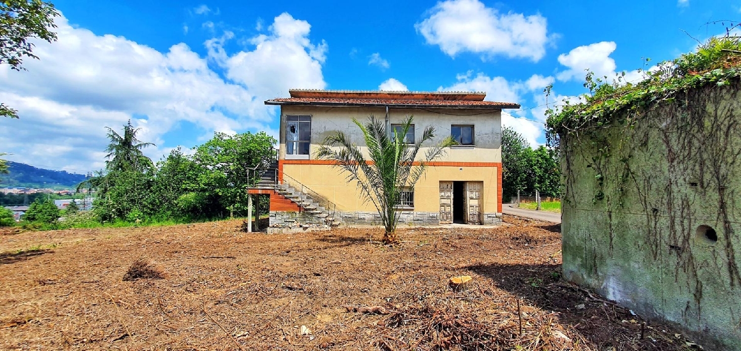  till salu villa Roces Oviedo 4