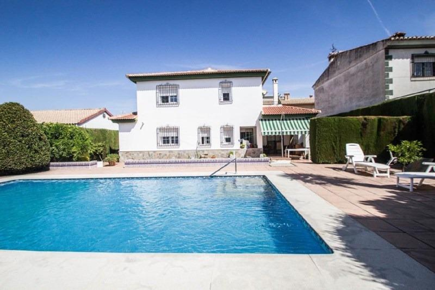  till salu villa Romilla Vega De Granada 4