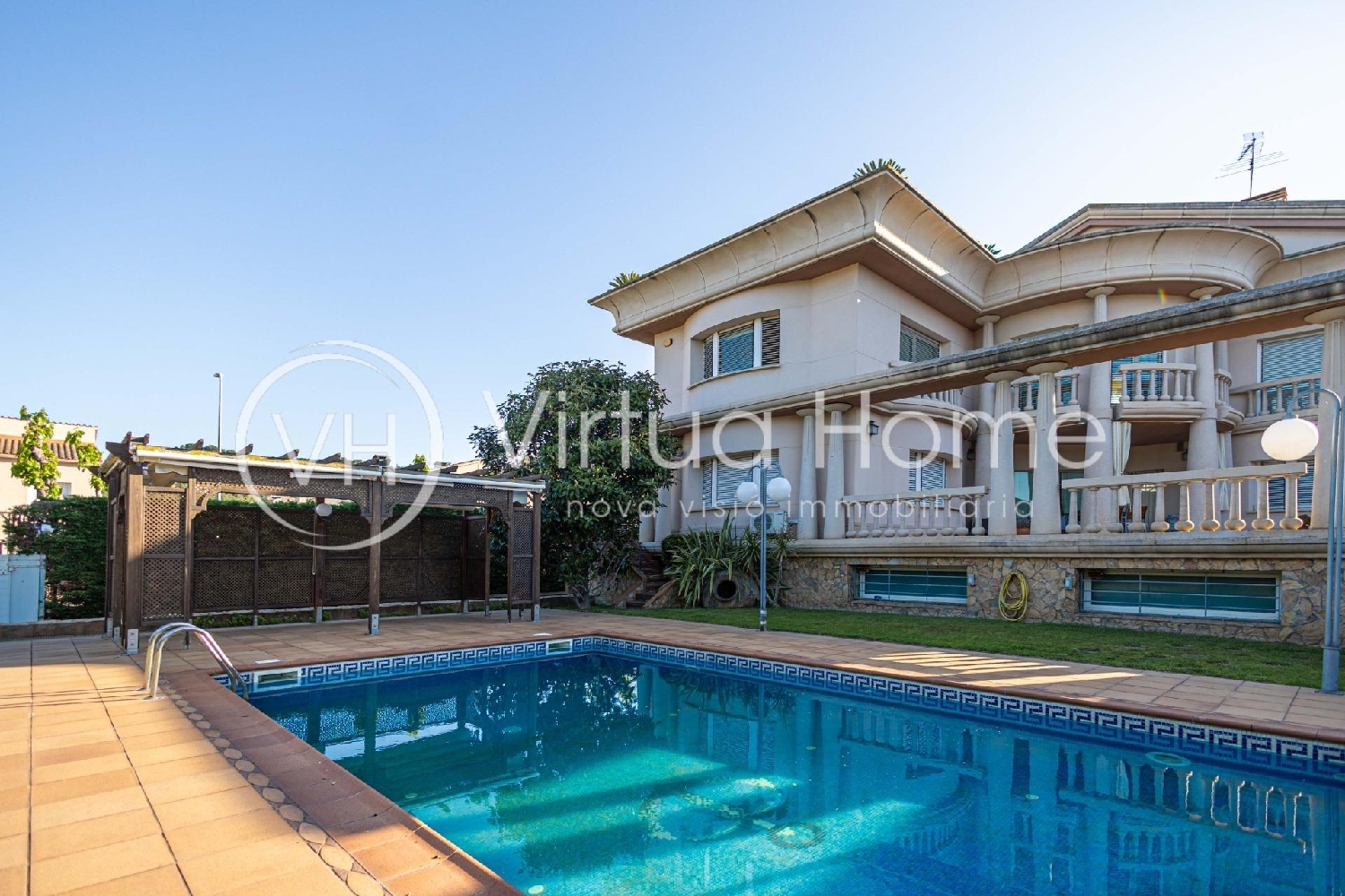  till salu villa Urbanitzacio Verdemar Maresme 8