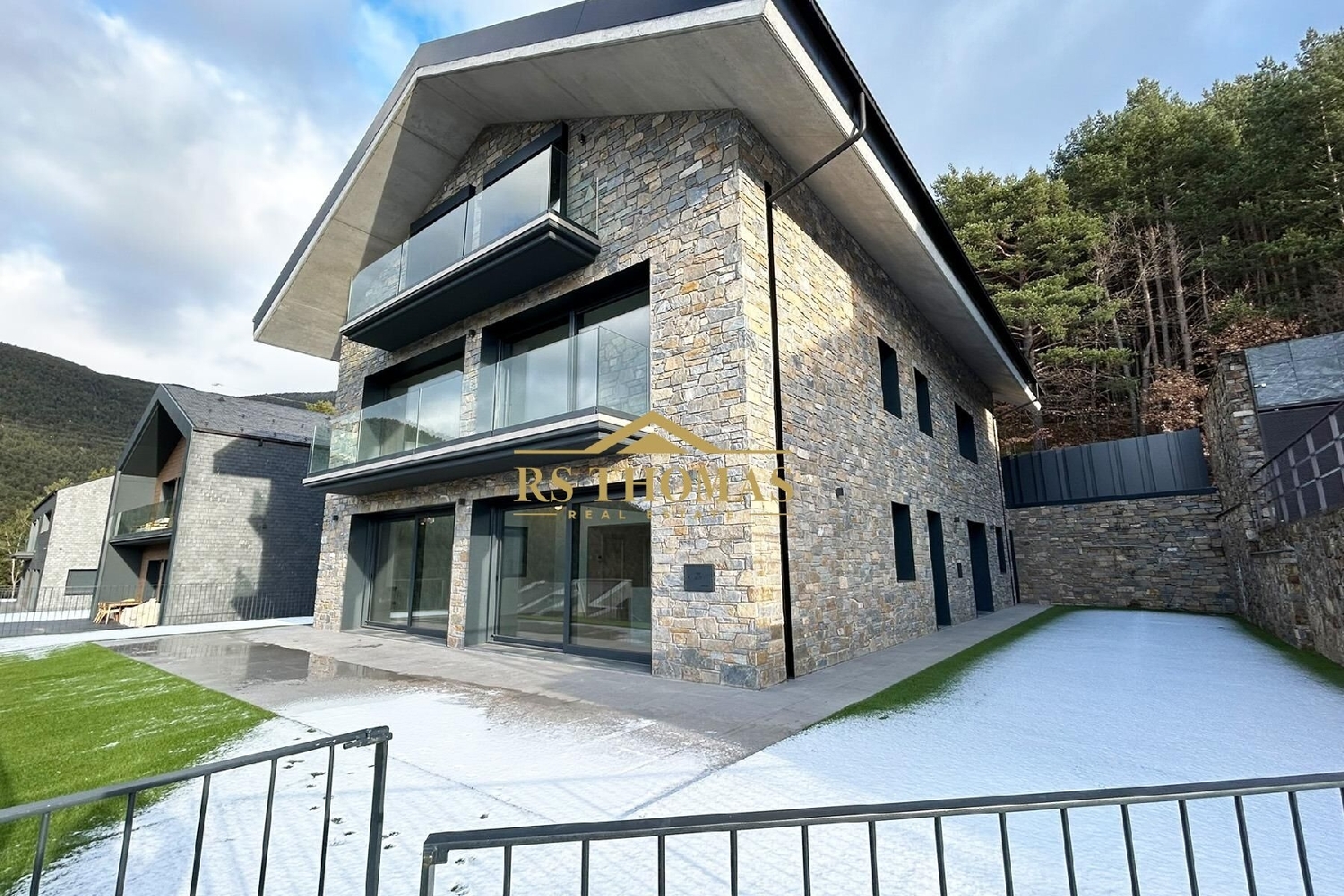 till salu villa Santa Coloma D'andorra Andorra La Vella 2